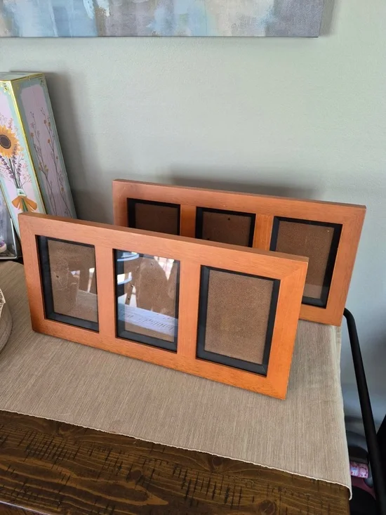 Picture frames - Picture 3 of 6